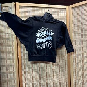 Halloween Batwing Sweatshirt Sz 3-4T